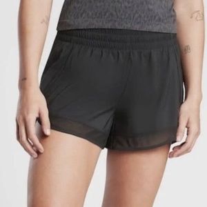 ATHLETA MESH RACER RUN SHORT 4" SIZE M NWOT